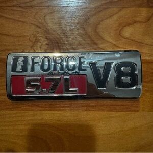 Used OEM Right-Hand "iForce 5.7L V8" Fender Emblem 2007-2013 Toyota Tundra